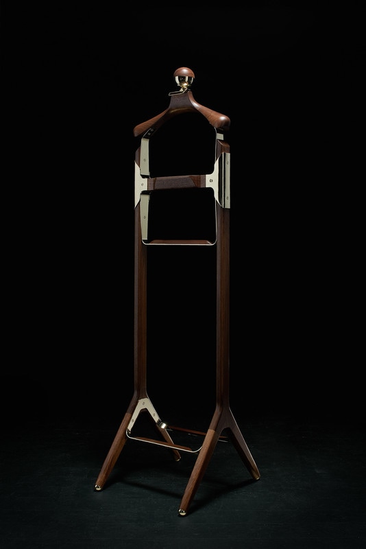honorific-permanent-style-valet-stand-$3395